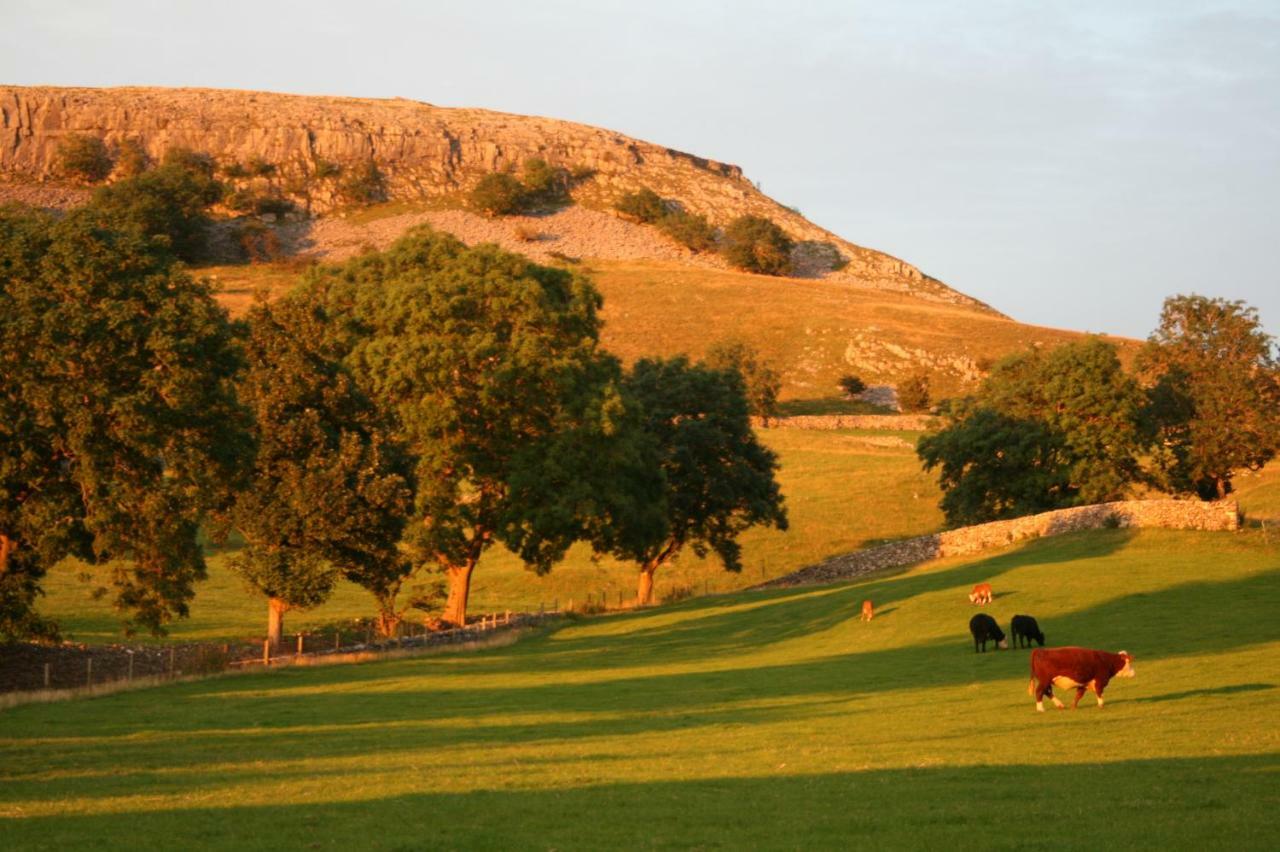 Scar Close Farmhouse Settle Exterior photo